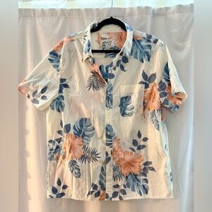 American Eagle Outfitters White Floral Short-Sleeve Button-Up Shirt
